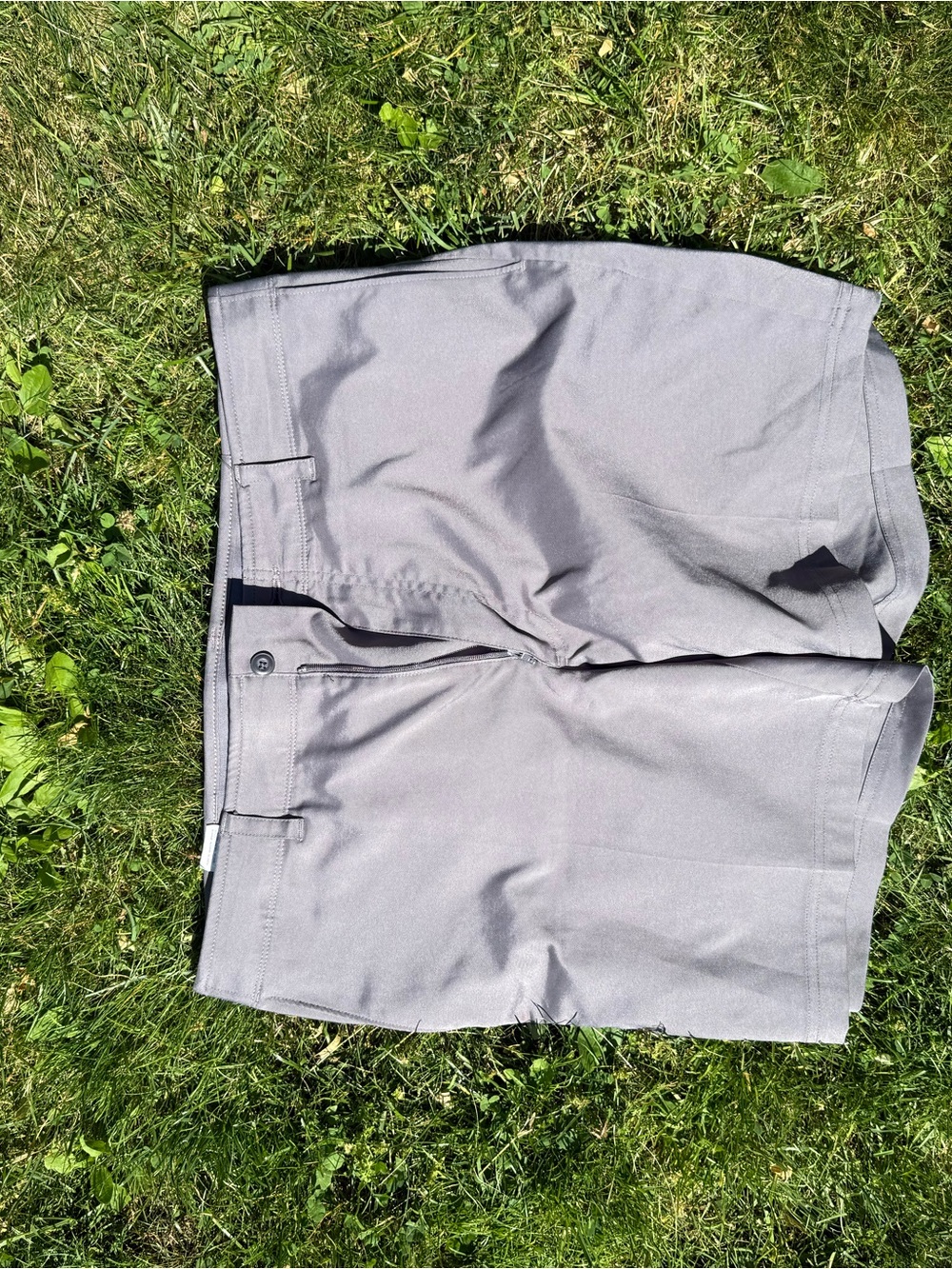 PGA Tour Men's Light Gray Performance Golf Shorts